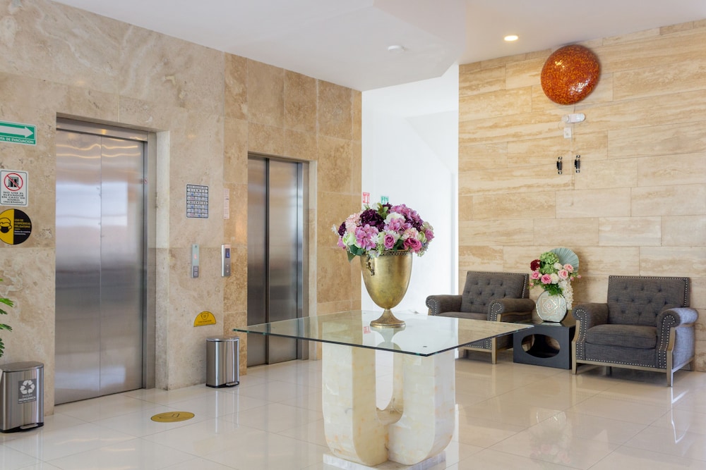 Hotel Klimt 3/21
