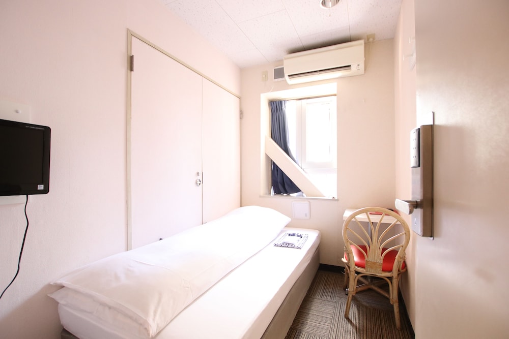 Sakura Hotel Jimbocho 46/75