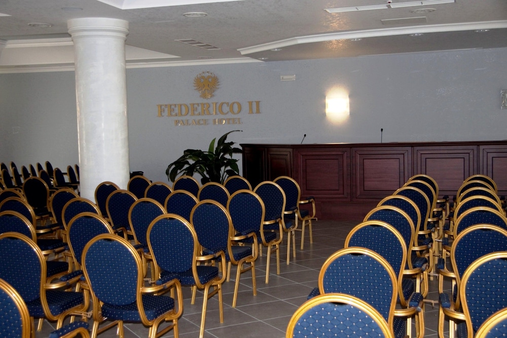 Federico Ii Palace Hotel 30/34