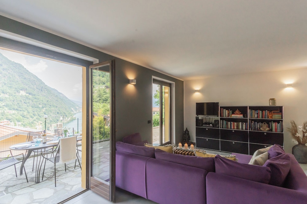 Harmony on the Lake by Rent all Como 23/42