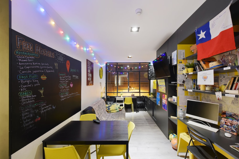 Free Hostels Barcelona 5/71