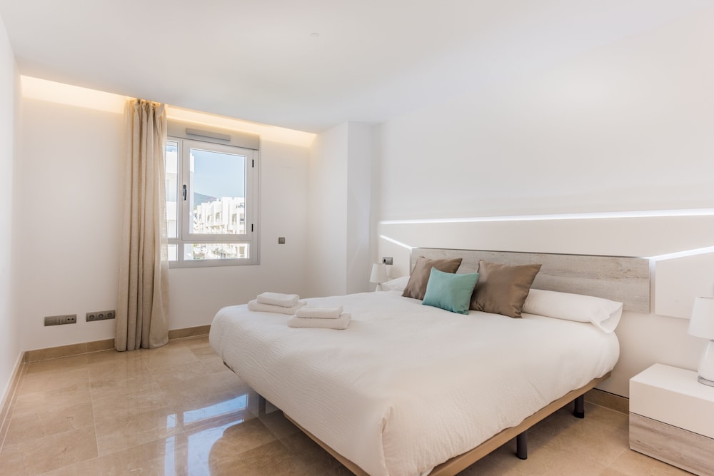 Aqua Apartments Marbella 29/80
