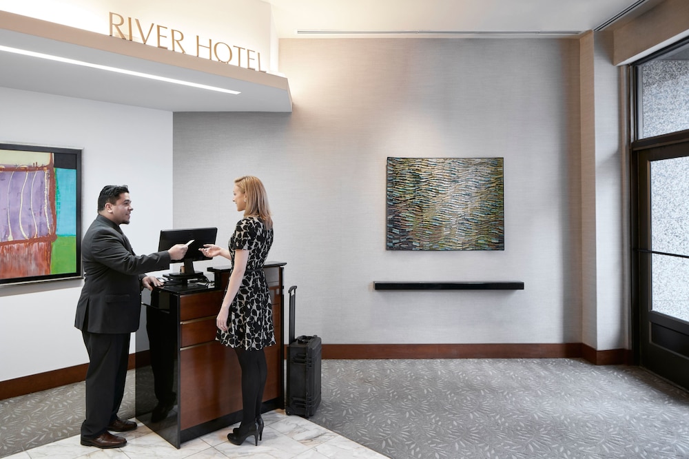 River Hotel 43/43