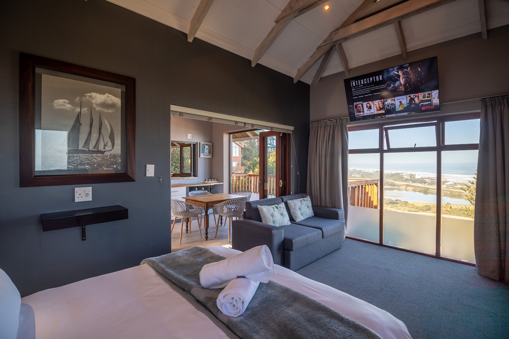Boardwalk Lodge 22/50