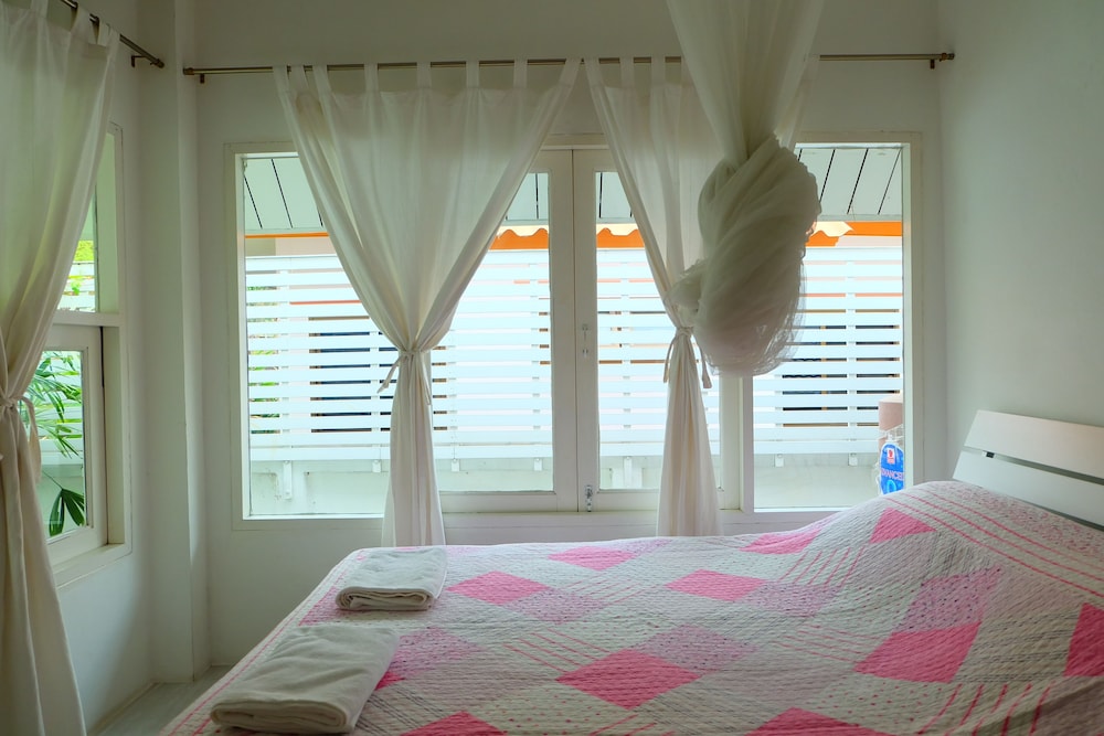 Franjipani Home 9/19