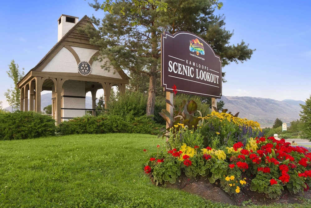 Knights Inn Kamloops 6/45