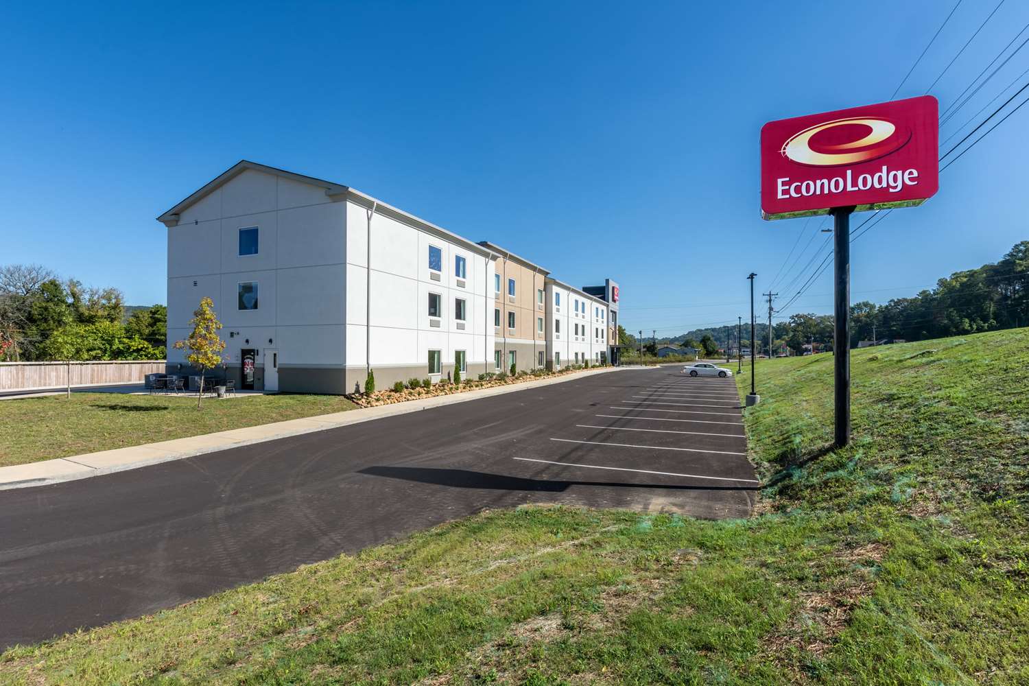 Econo Lodge Dayton North 13/15