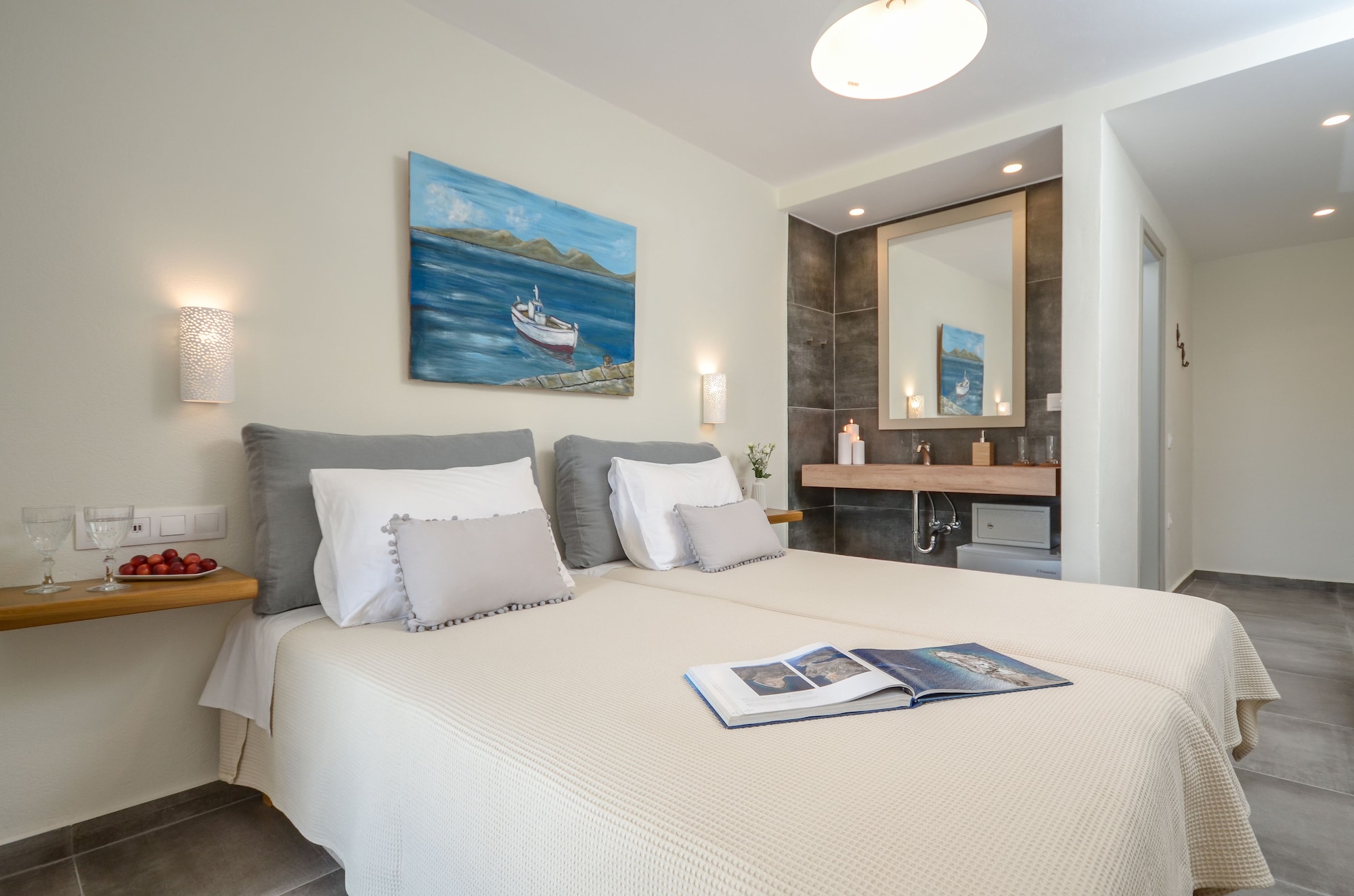 ELEGANT, DOUBLE BED