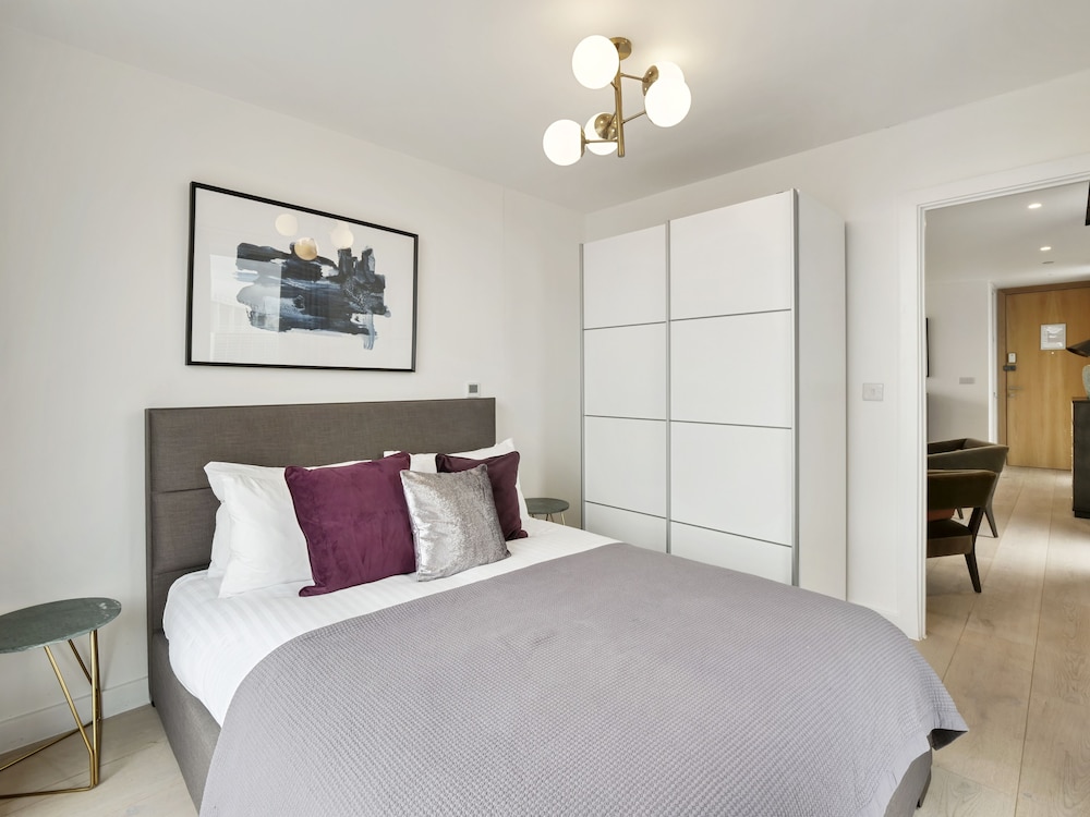 Southwark Residences by Aeria Apartments 15/73