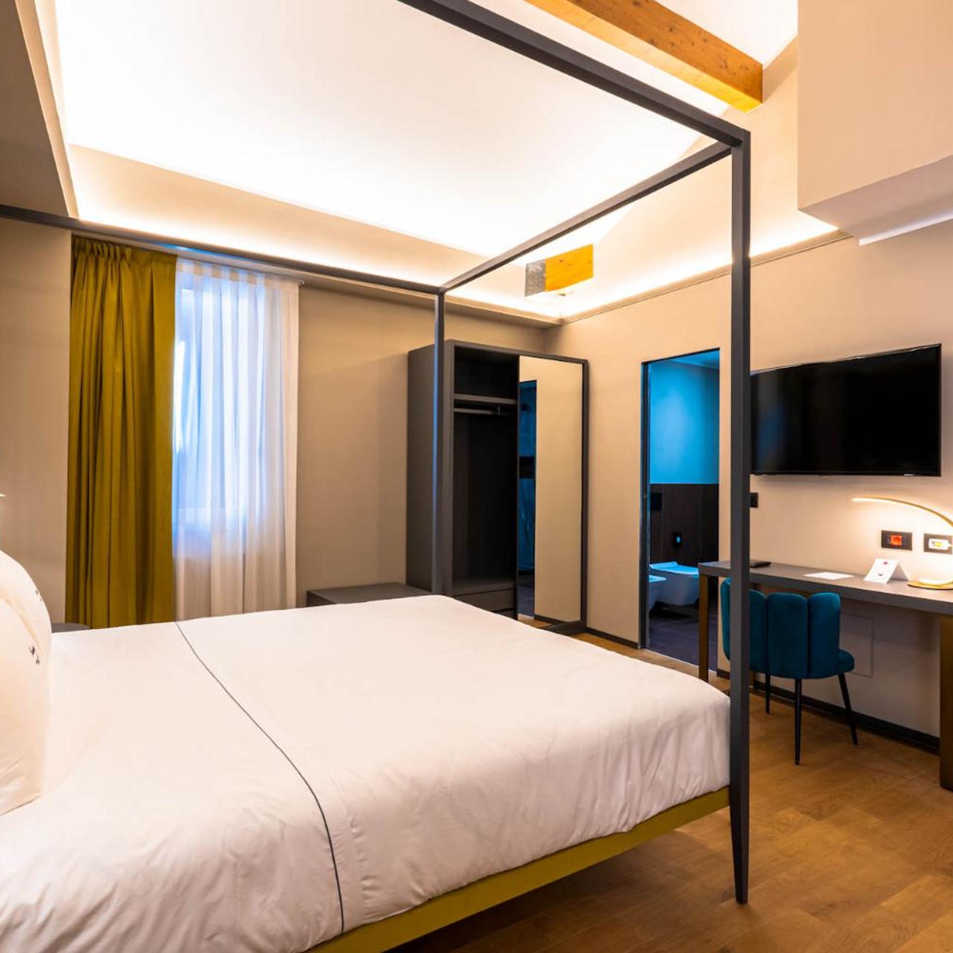 Junior Suite, Deluxe