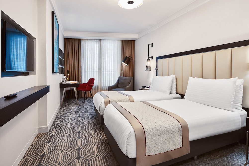 Movenpick Hotel Istanbul Golden Horn 28/89