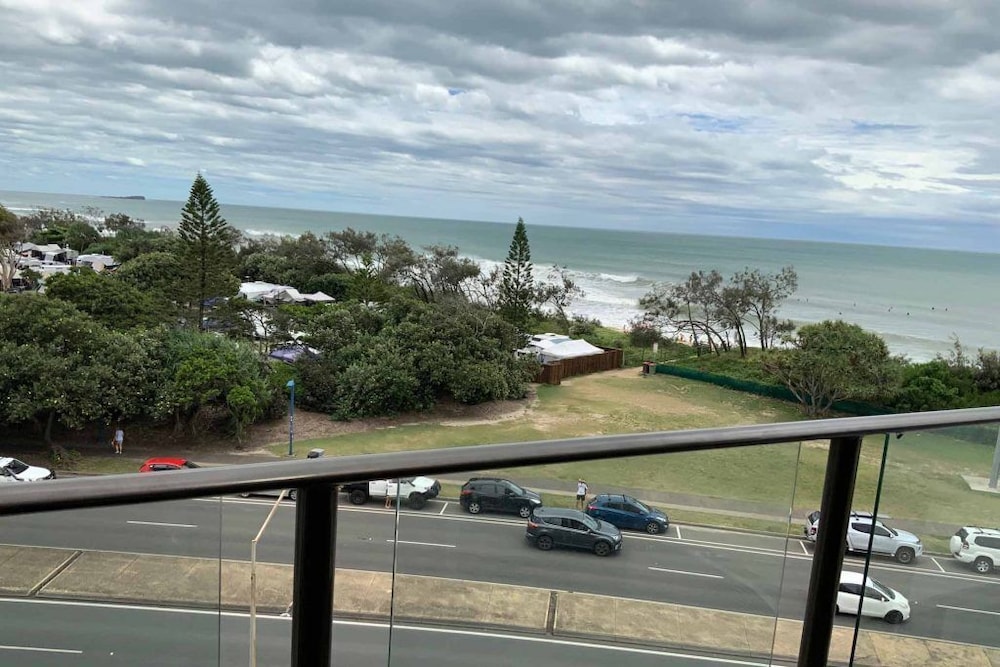 Beachfront Towers 53/80