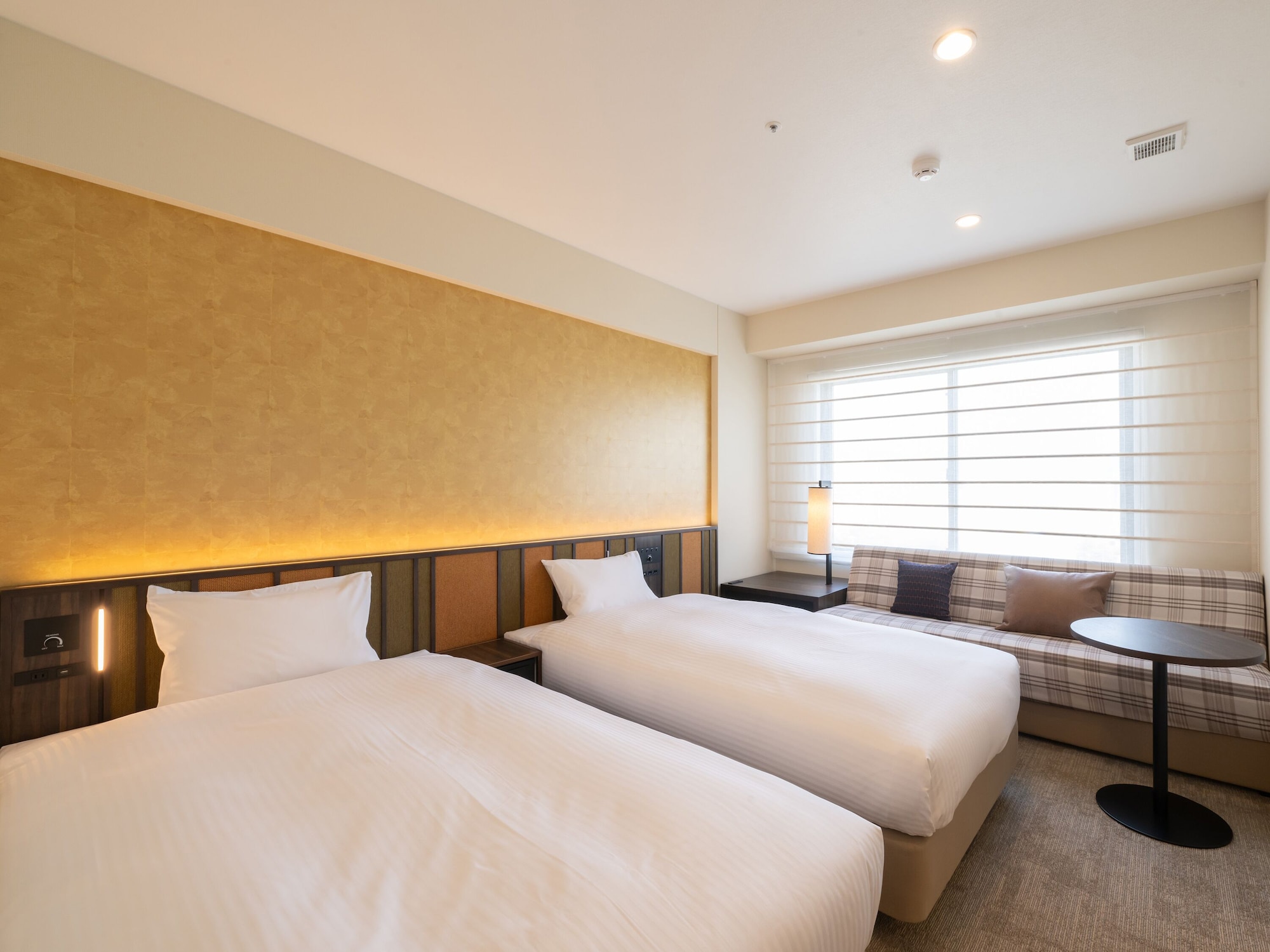 SUPERIOR, TWIN BEDS