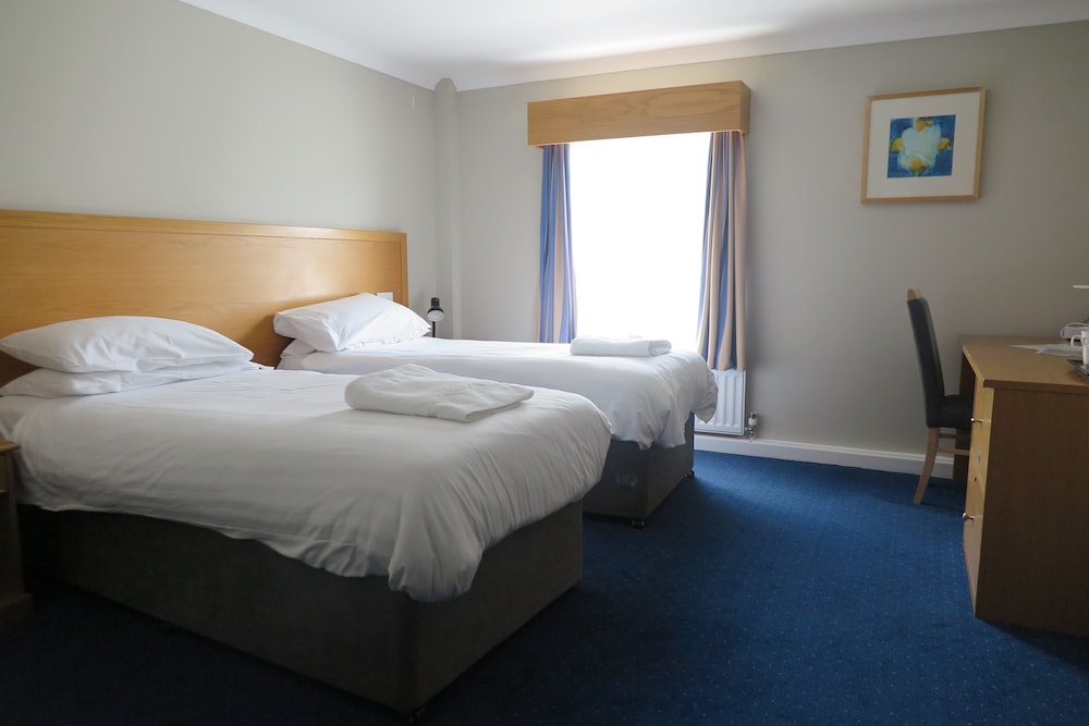 EXECUTIVE, TWIN BEDS