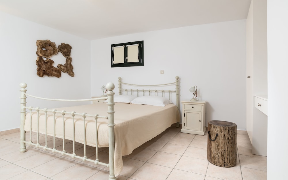 Iliada Villas 28/74