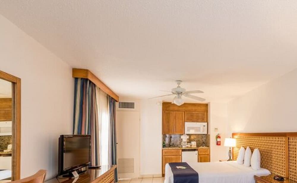 Caribbean Palm Village Resort 36/45