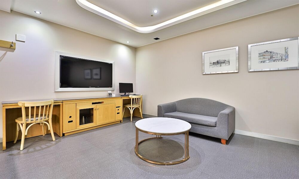 IB Hotel 42/47