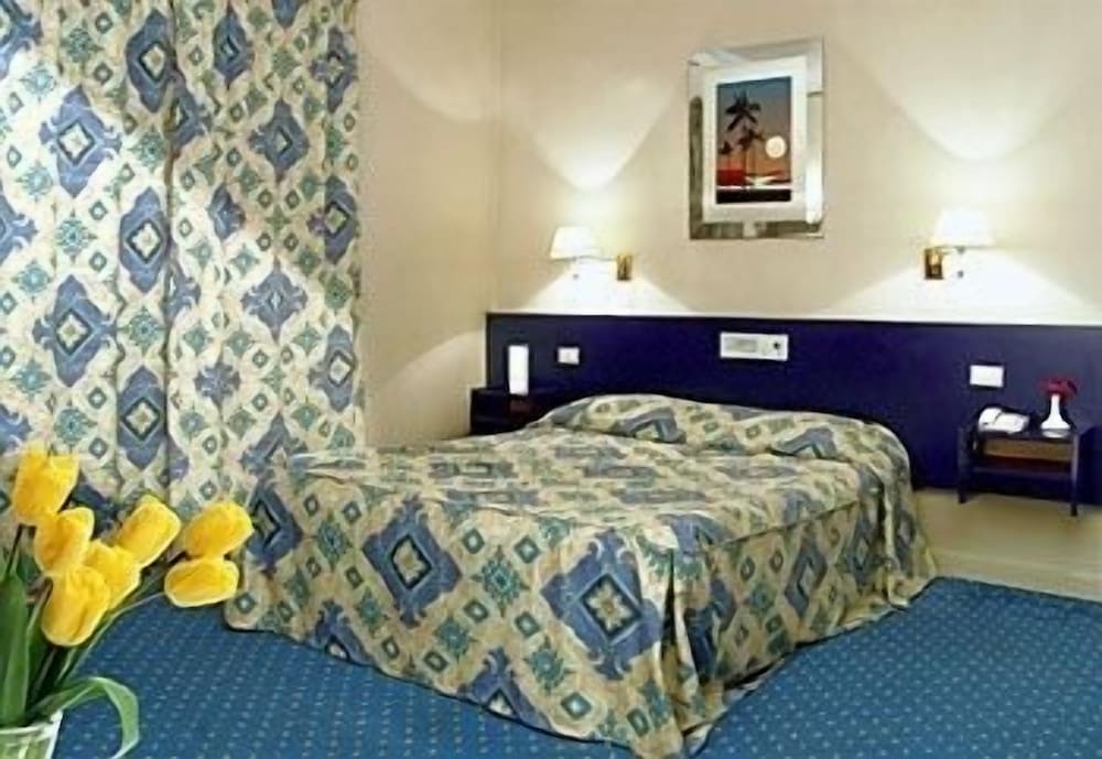 STANDARD, DOUBLE BED
