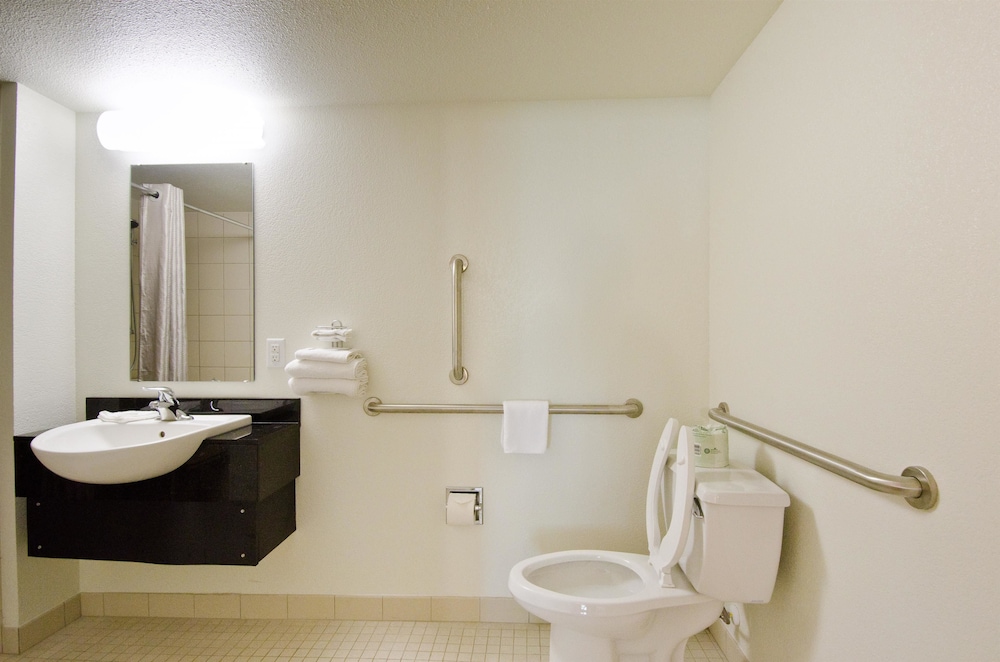 Motel6 Frederick, MD - Fort Detrick 24/47