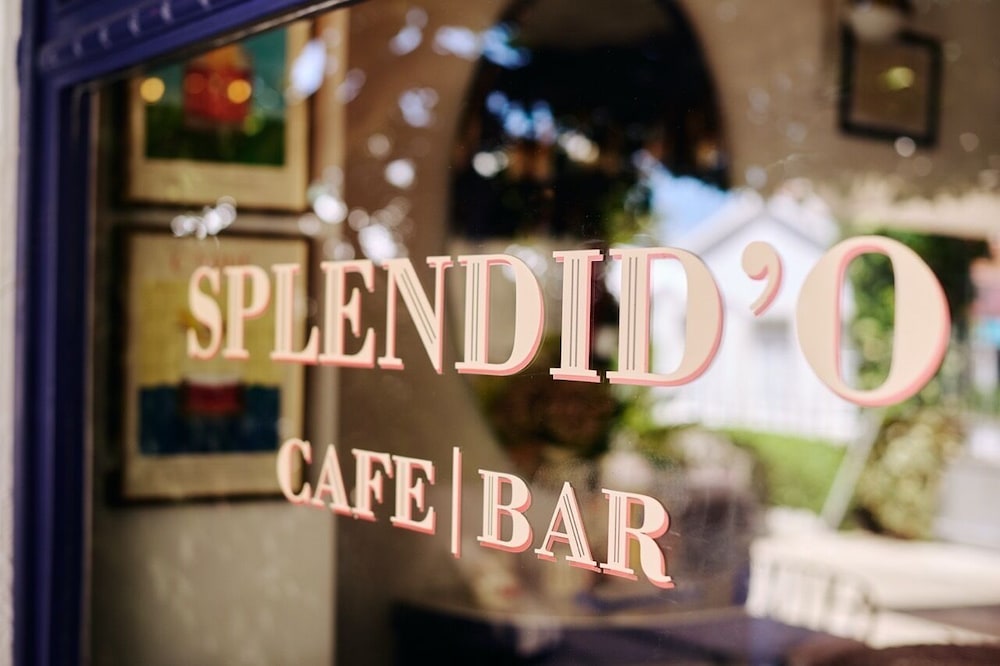 SPLENDID PALAS BUYUKADA 27/50