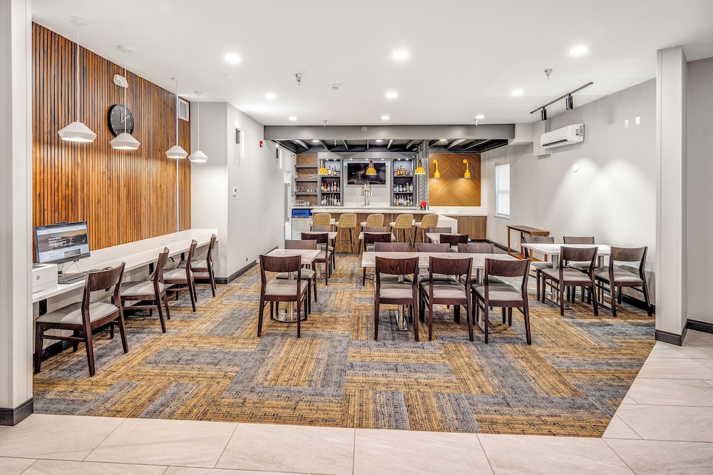 Extended Stay America - Anchorage - Downtown 48/52
