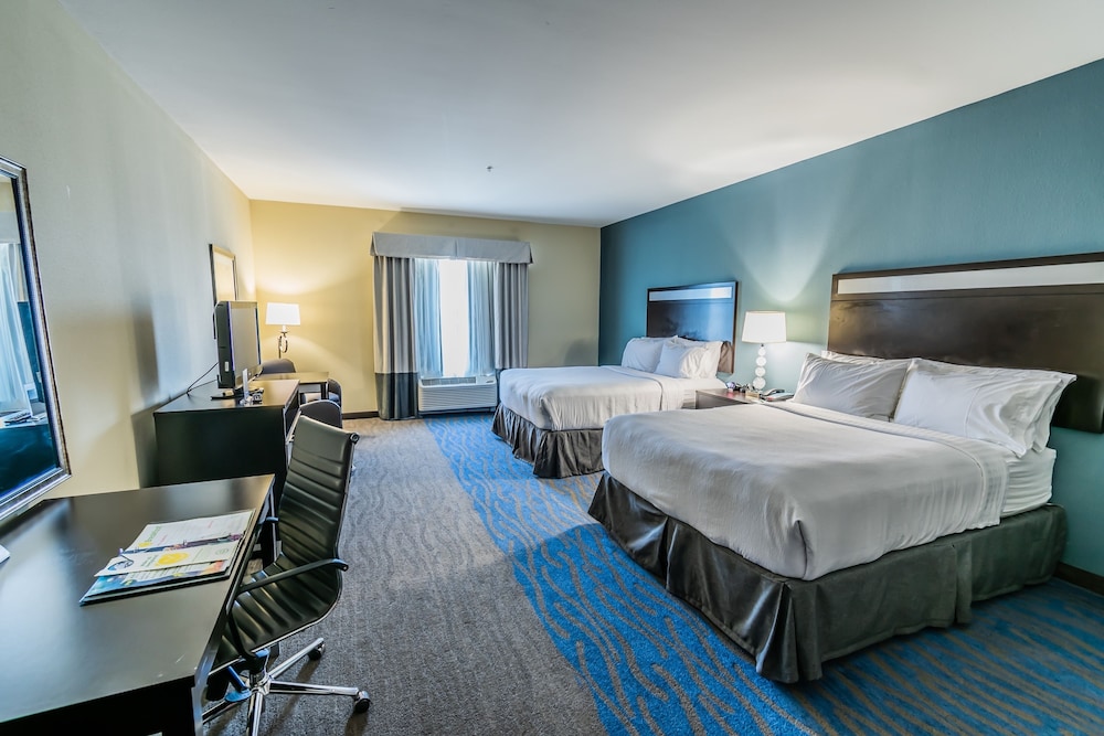 Holiday Inn Houston Webster 24/63