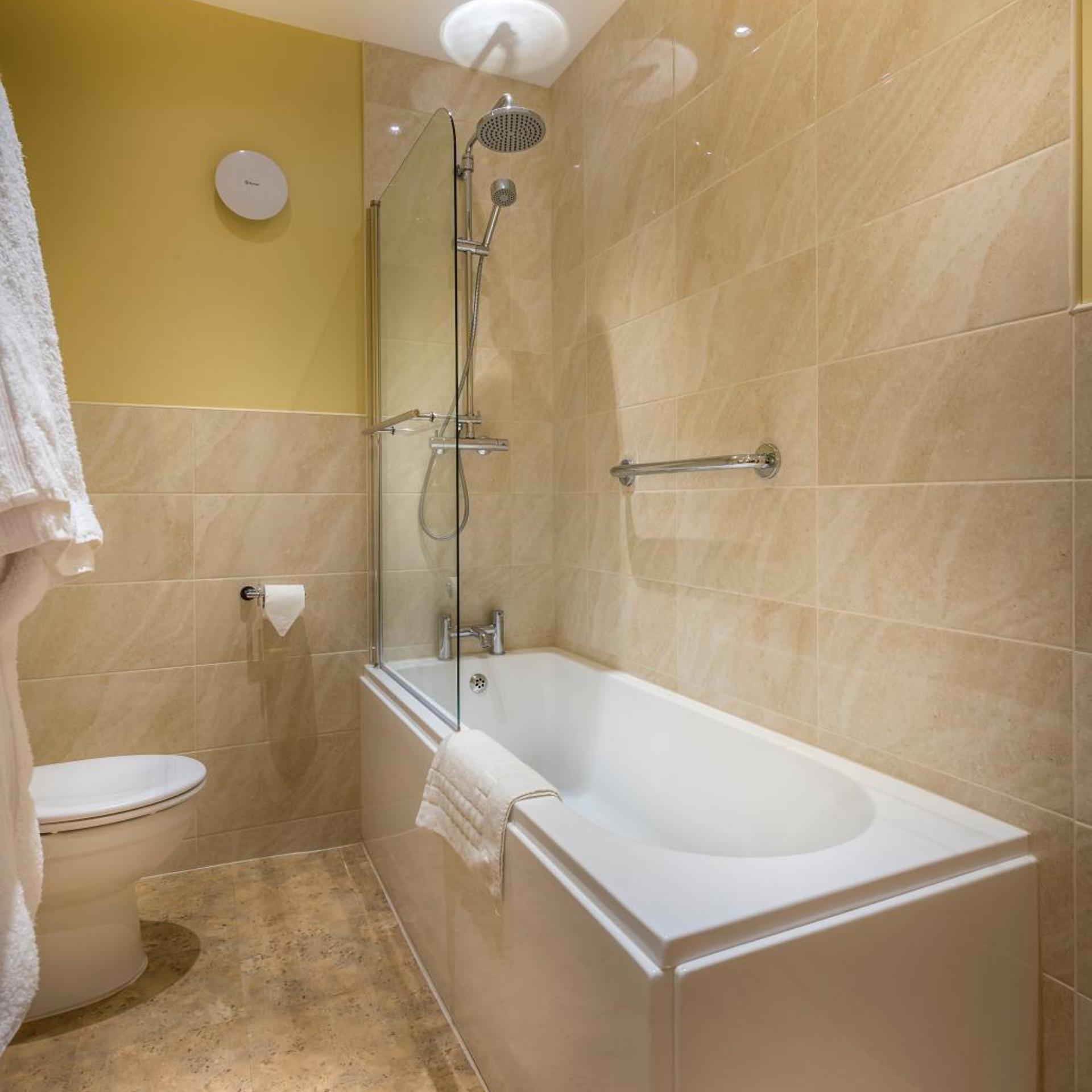 غرفة بسريرين منفصلين، Petwood Hotel 5/6
