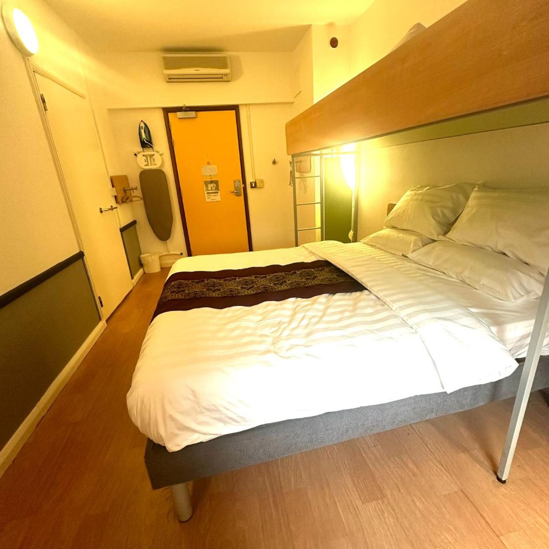 Cambridge Hotel Bradford Central 4/13