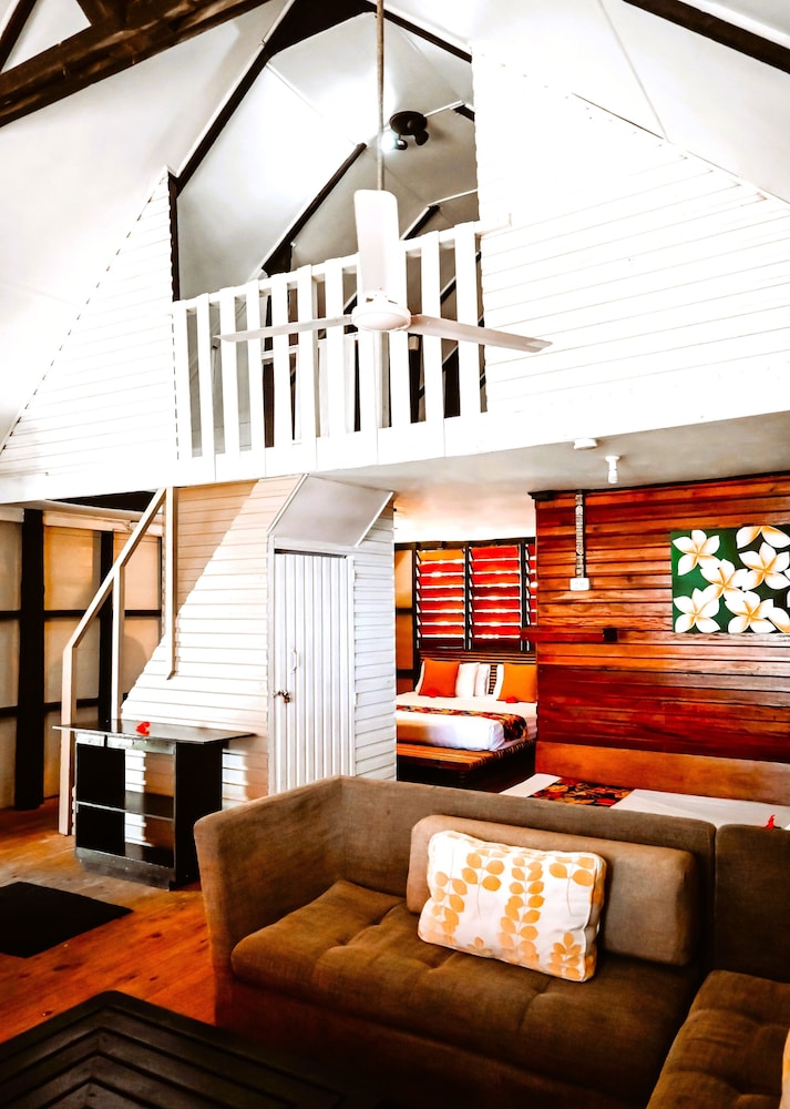 Likuri Island Resort Fiji 50/65
