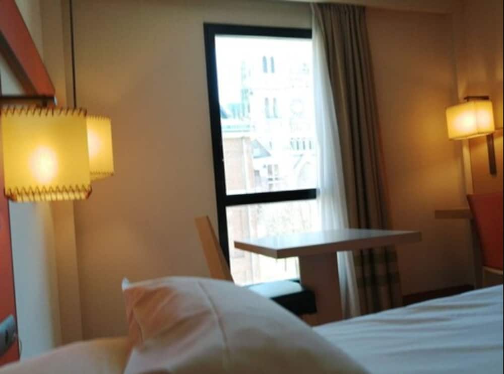 MERCURE AMIENS CATHEDRALE 19/50