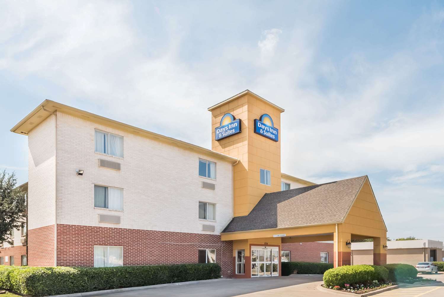 Days Inn Suites By Wyndham Dallas 2/27