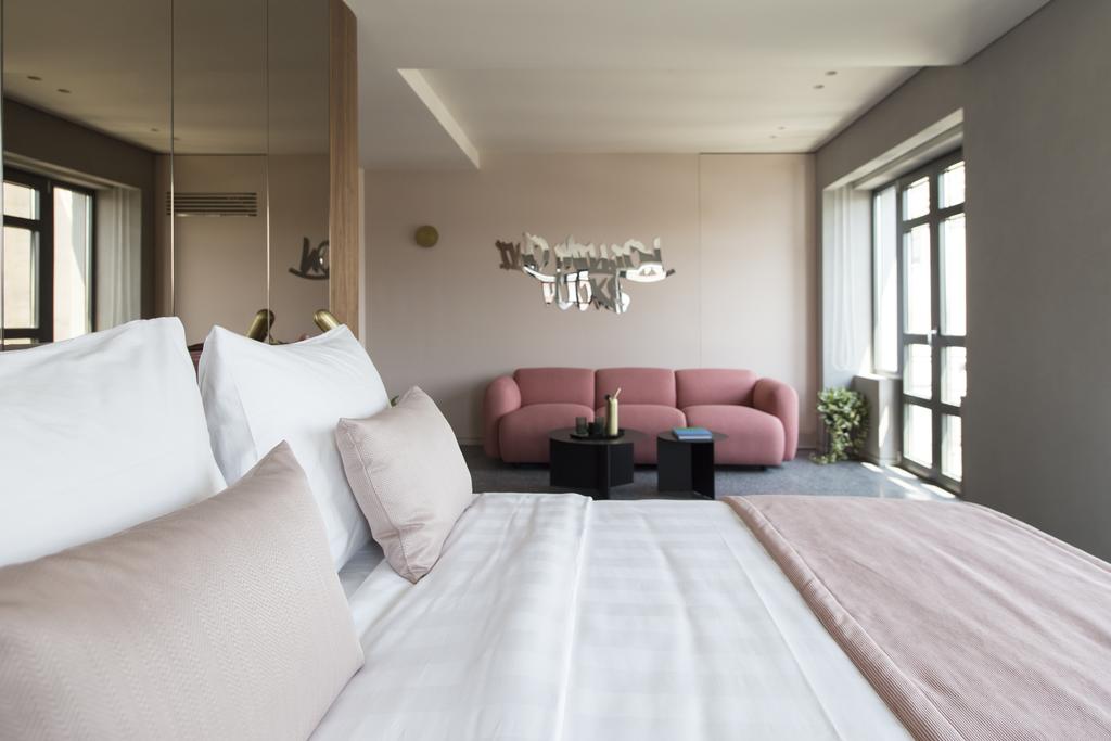 Suite, Acropolis View