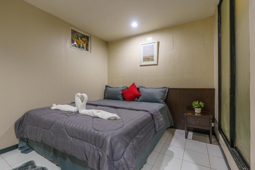CheQinn Beds Sukhumvit 4 13/25