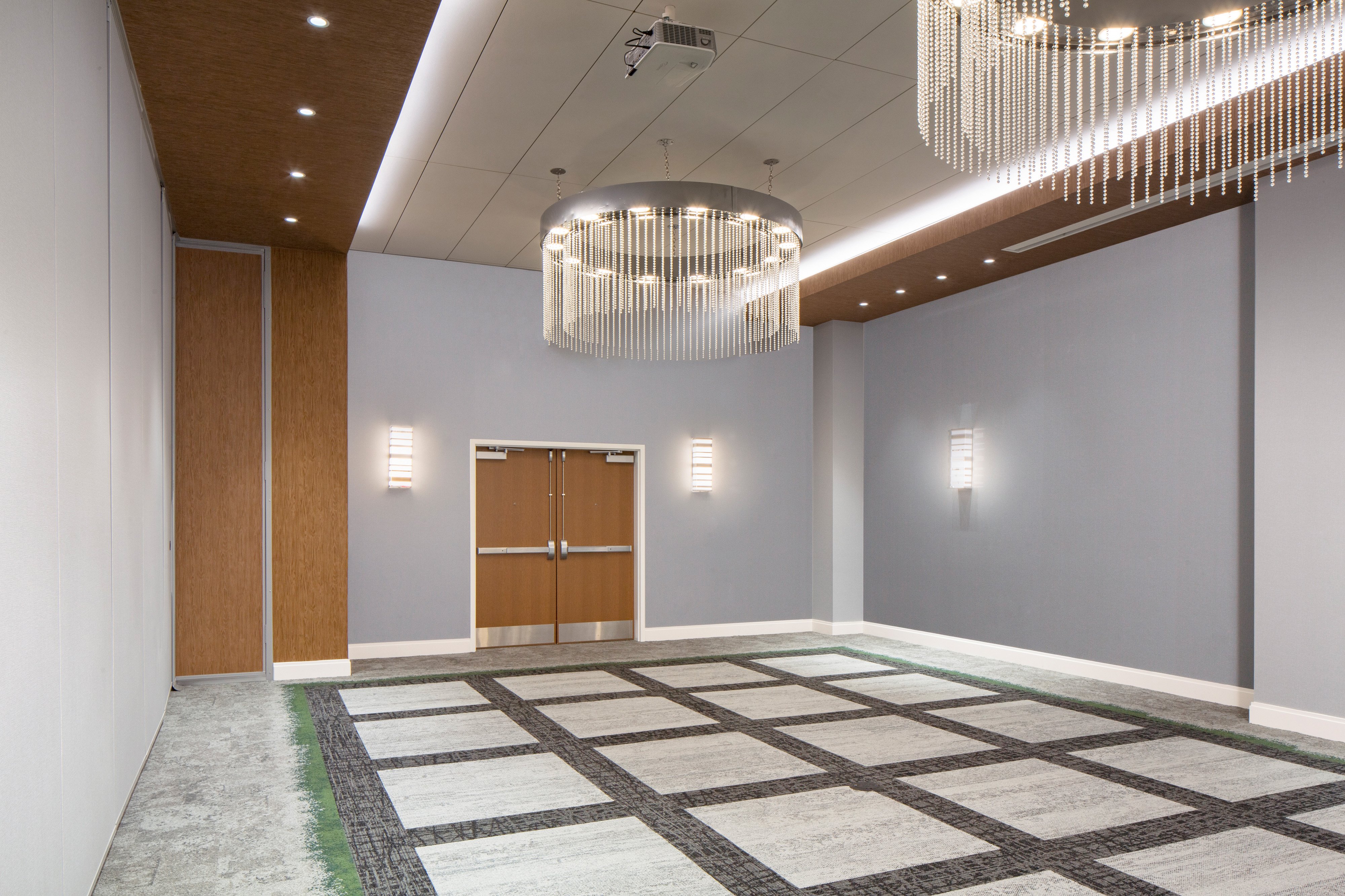 Hotel Indigo Gainesville-Celebration Pointe 10/71