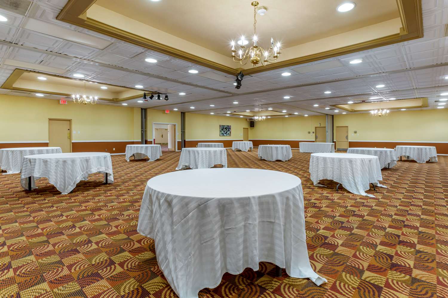 Clarion Inn and Suites Roswell, NM 9/20