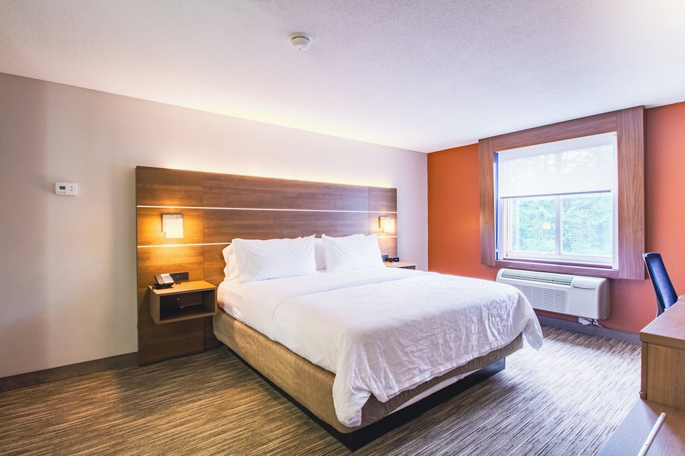 1 Bedroom, Feature, Suite, King Bed, Sofa, Jetted Tub