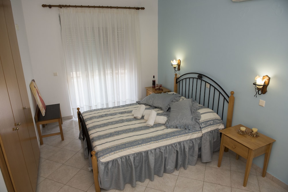 Nephele Apartments 14/50
