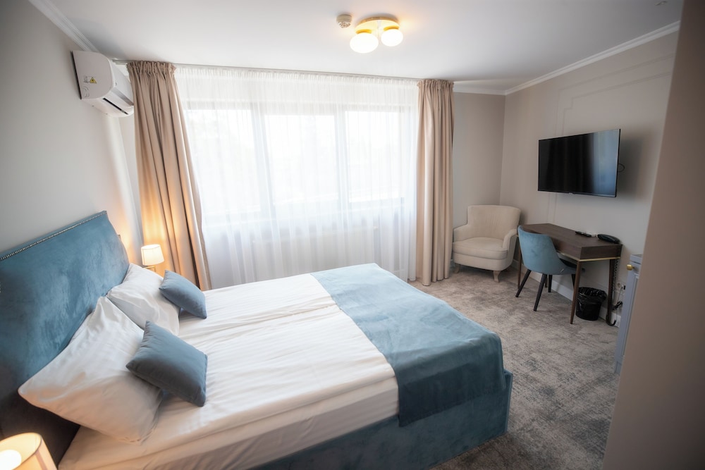 ECONOMY, DOUBLE BED