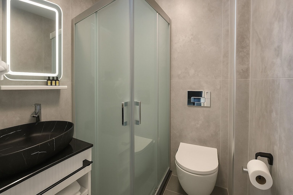 Cunda Ezer Otel 61/63