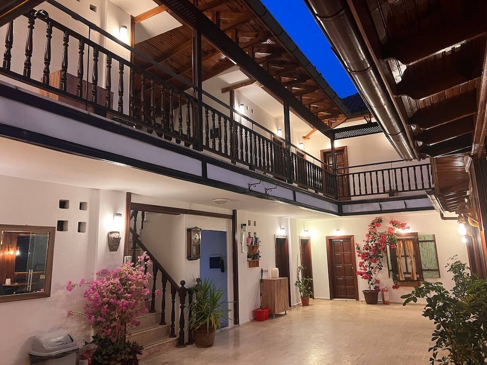 Hotel Palma Rosa 4/50