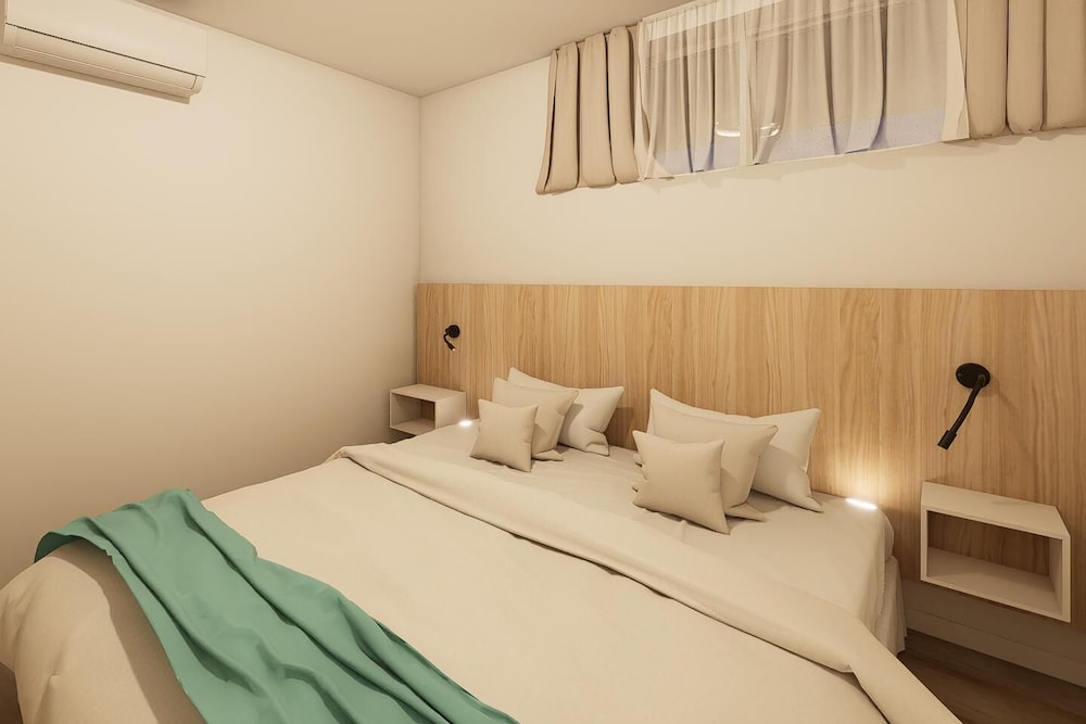 1 BEDROOM, PREMIUM, APARTMENT, BALCONY OR TERRACE