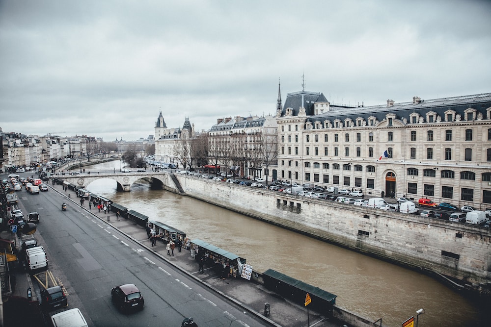 Hotel Le Notre Dame Saint Michel 62/63