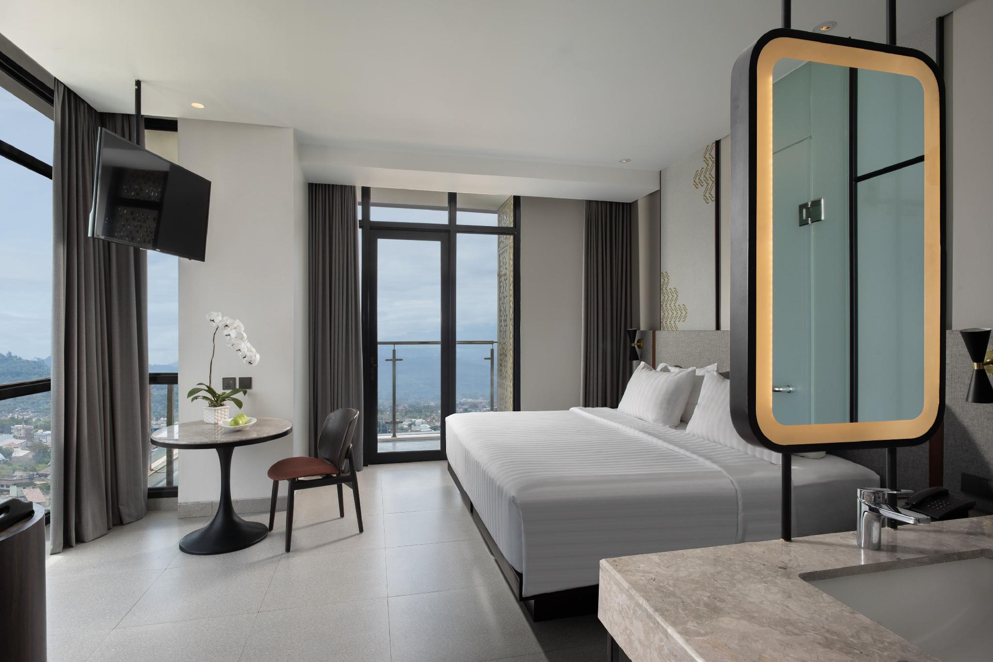 Hollywood, Premier, Double Bed