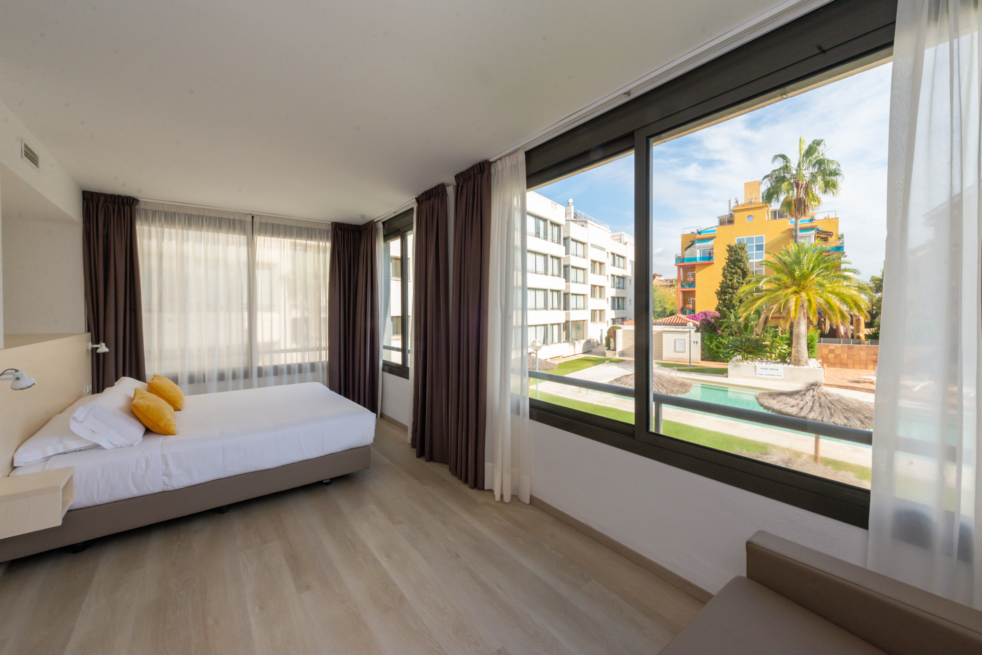 Superior, Studio, Single, Pool View