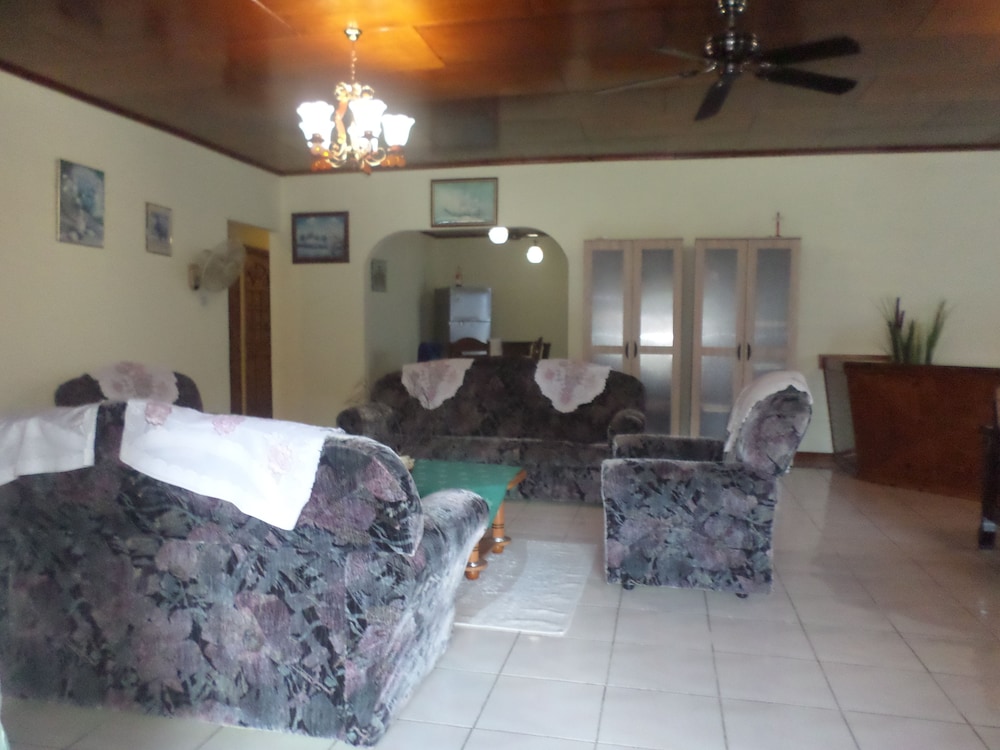 Villa Bananier Guest House 8/28