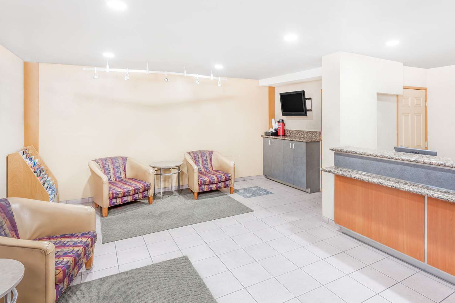 Motel6 Barstow, CA - Mojave Desert Stop - I-15 12/16