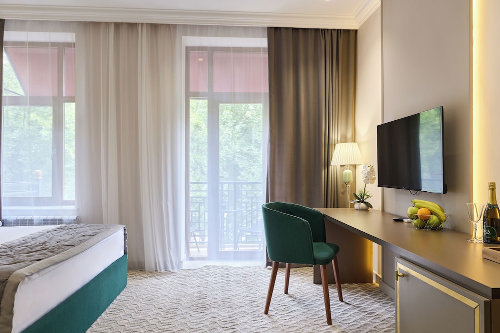 Maestro Address Hotel 22/43