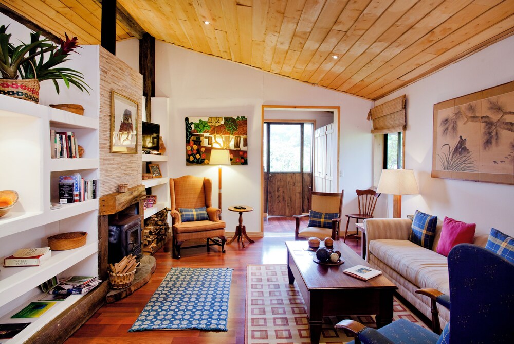 Poas Volcano Lodge 55/71