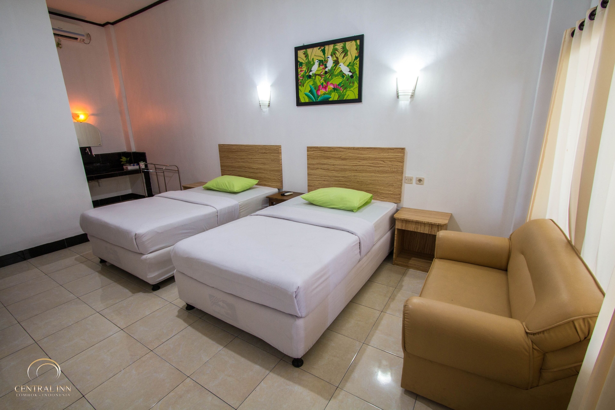 SUPERIOR, DOUBLE OR TWIN BED
