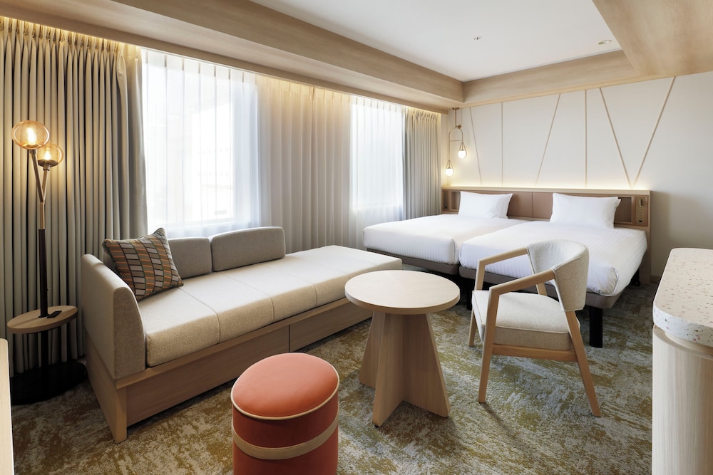 DELUXE, TWIN BEDS